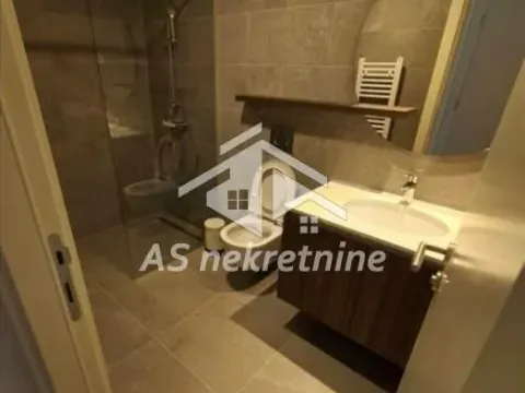 Izdavanje, trosoban stan, 86m², Savski Venac, Beograd - image 19