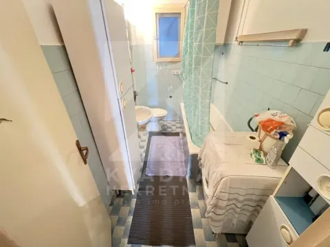 Rent, two bedroom apartment, 120m², Gornja Gorica, Podgorica - image 10