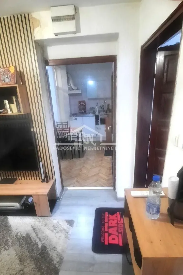 Prodaja, jednosoban stan, 40m², Vračar Hram, Vračar Sve Podlokacije