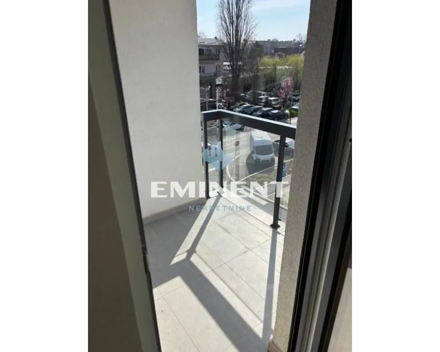 Izdavanje, dvosoban stan, 45m², Zemun Gornji Grad, Zemun Sve Podlokacije