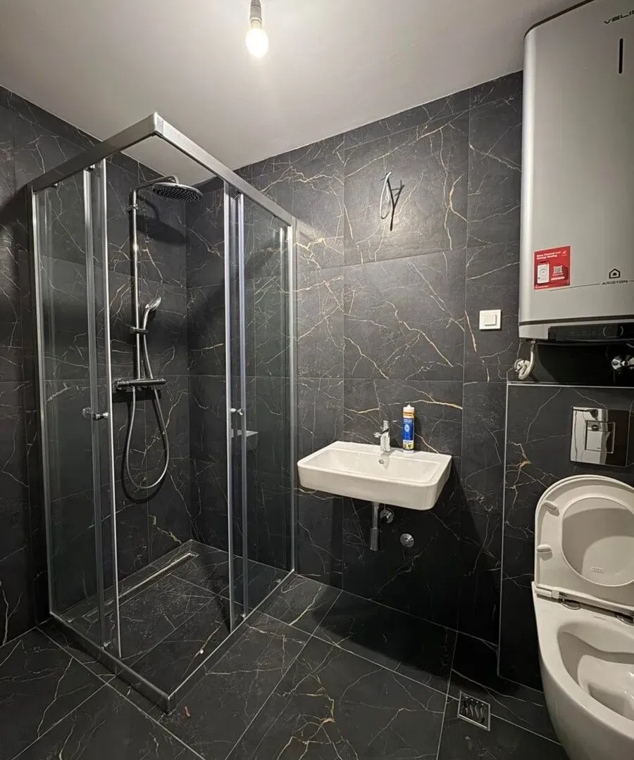 Izdavanje, dvosoban stan, 64m², Tološi, Podgorica