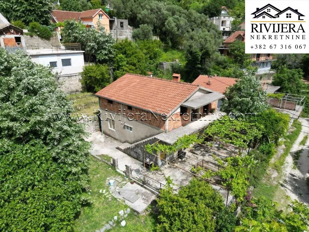 Prodaja, kuća, 180m², Risan, Kotor