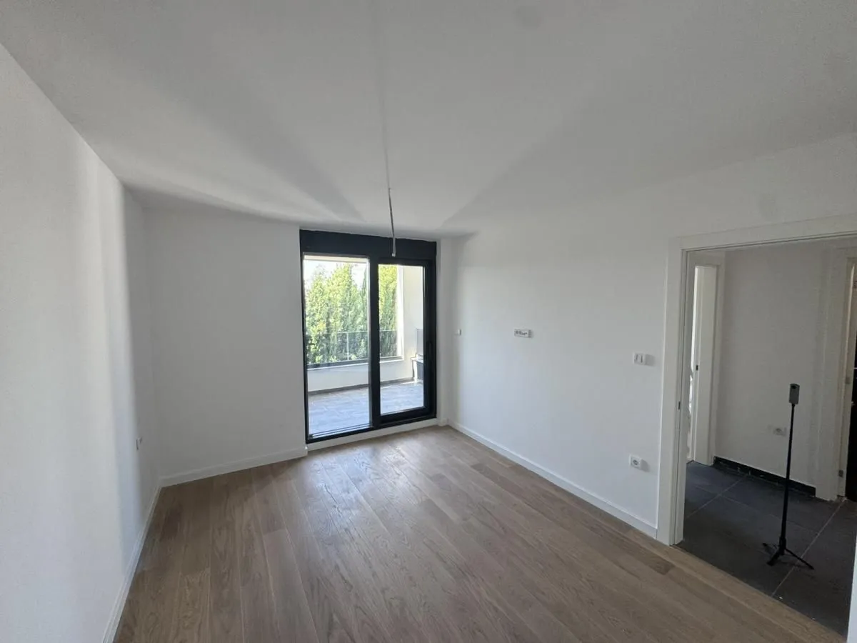 Prodaja, stan, 136m², Telep, Novi Sad Sve Podlokacije