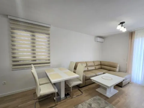 Izdavanje, jednosoban stan, 50m², Centar, Tivat - image 5