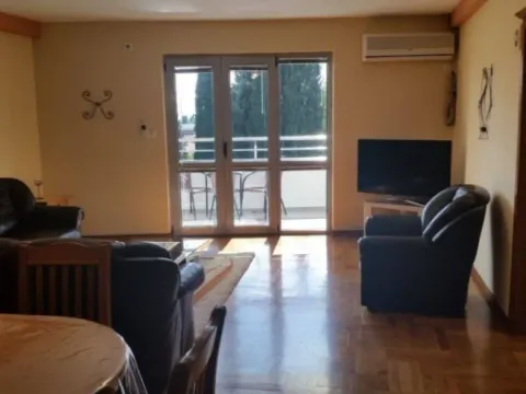 Izdavanje, trosoban stan, 90m², Velji Vinogradi, Budva - image 4