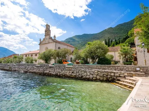 Prodaja, dvosoban stan, 83m², Prčanj, Kotor - image 38