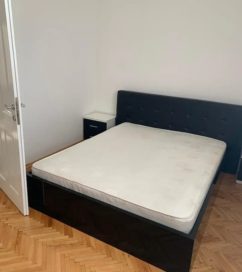 Rent, house, 250m², Zagorič, Podgorica