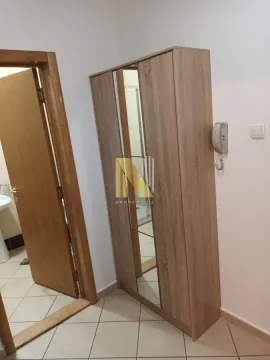 Izdavanje, dvosoban stan, 50m², Centar, Novi Sad - image 7