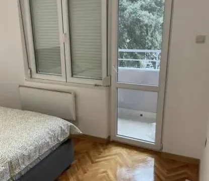 Izdavanje, jednosoban stan, 31m², Tivat, Crna Gora - image 6