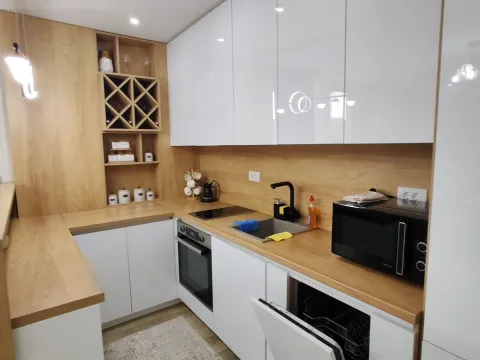 Rent, two bedroom apartment, 67m², Bečići, Budva - image 9