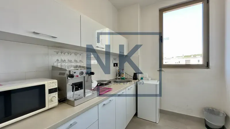 Rent, office space, 106m², Centar, Podgorica