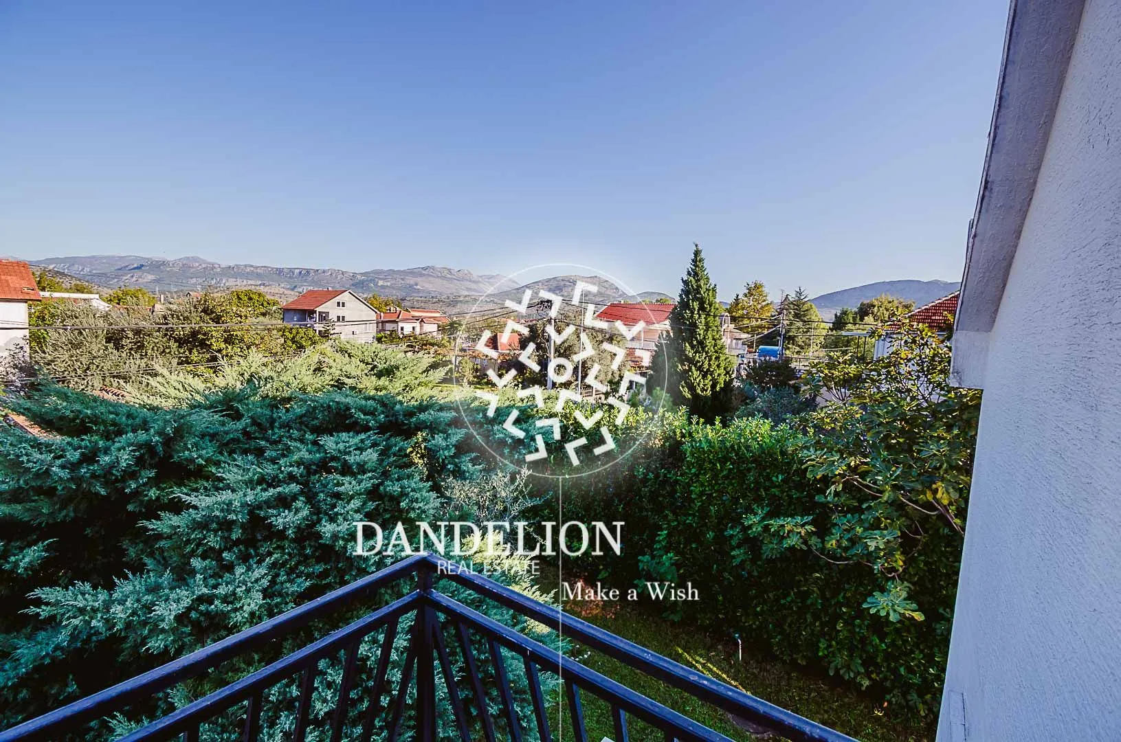Rent, house, 250m², Zagorič, Podgorica