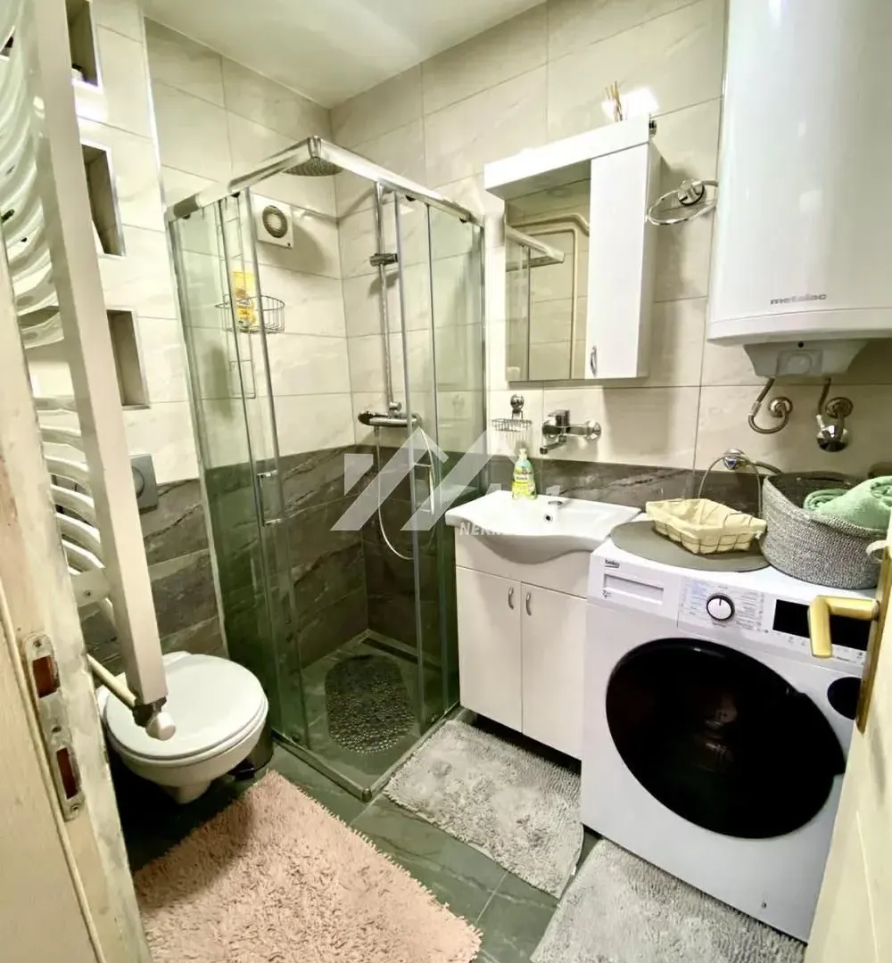 Izdavanje, jednosoban stan, 31m², Centar, Novi Sad