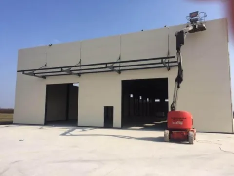 Izdavanje, poslovni prostor, 1700m², Zemun Ugrinovci, Zemun Sve Podlokacije