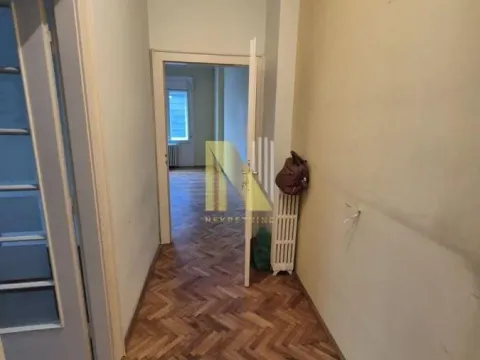 Izdavanje, poslovni prostor, 122m², Centar, Novi Sad - image 12