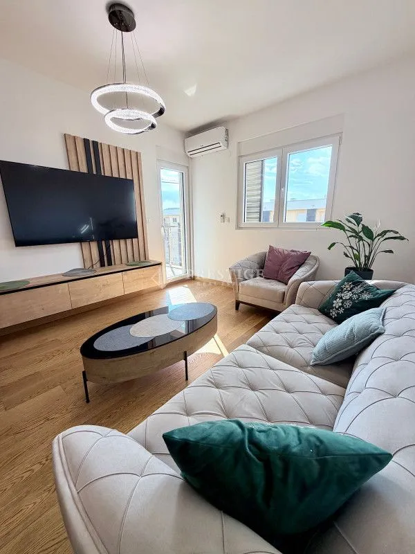 Rent, one bedroom apartment, 45m², City Kvart, Podgorica