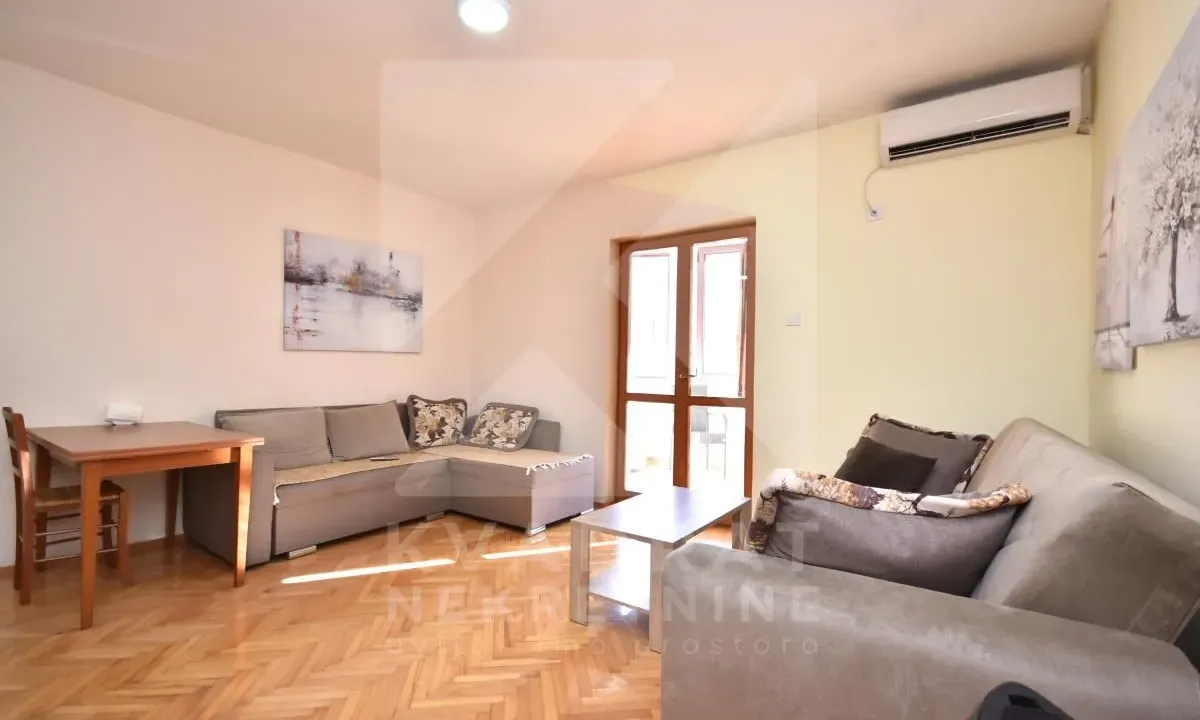 Rent, studio apartment, 35m², Malo Brdo, Podgorica