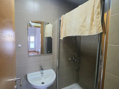 Izdavanje, dvosoban stan, 68m², City Kvart, Podgorica - image 4