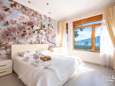 Prodaja, trosoban stan, 101m², Orahovac, Kotor - image 19