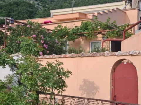 Prodaja, kuća, 95m², Sutomore, Bar