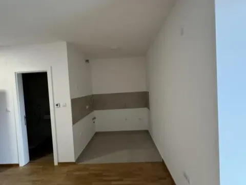 Prodaja, garsonjera, 29m², Bulevar patrijarha Pavla, Novi Sad Sve Podlokacije - image 7