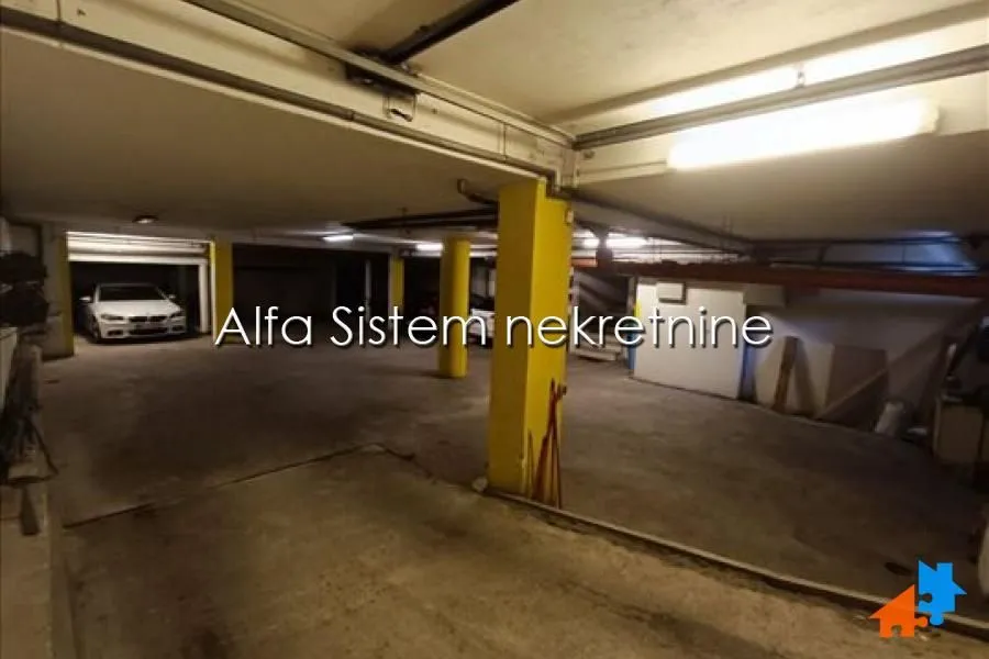Izdavanje, stan, 176m², Kalenić Pijaca, Vračar Sve Podlokacije
