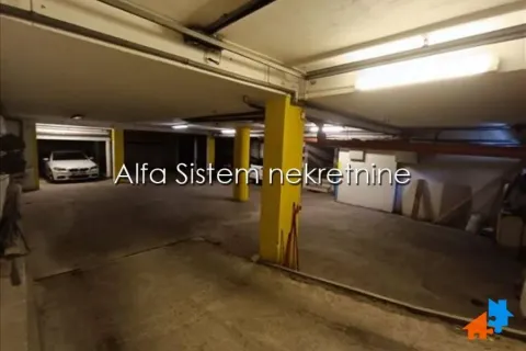 Izdavanje, stan, 176m², Kalenić Pijaca, Vračar Sve Podlokacije - image 27
