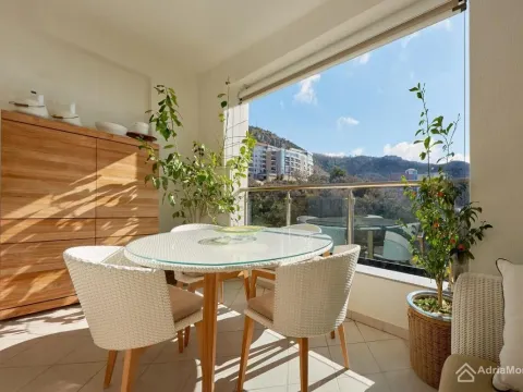 Prodaja, trosoban stan, 150m², Bečići, Budva - image 17