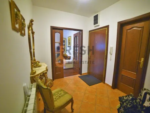 Izdavanje, trosoban stan, 100m², Gorica C, Podgorica - image 2