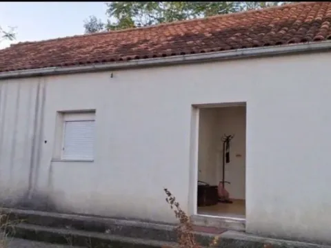 Sale, house, 100m², Velje Brdo, Podgorica - image 10