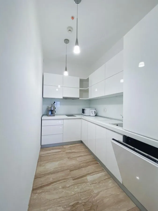 Prodaja, dvosoban stan, 77m², Budva, Crna Gora