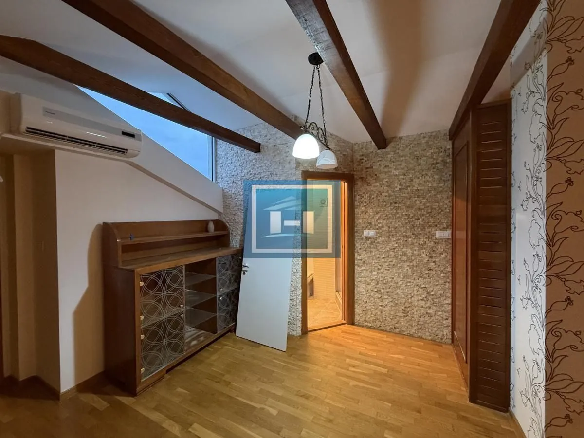 Prodaja, dvosoban stan, 99m², Vašarište, Jagodina