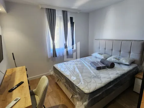 Izdavanje, stan, 45m², Tivat, Crna Gora - image 9