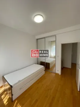 Izdavanje, kuća, 210m², Savski Venac, Beograd - image 10