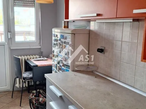 Izdavanje, trosoban stan, 80m², Spens, Novi Sad Sve Podlokacije - image 3