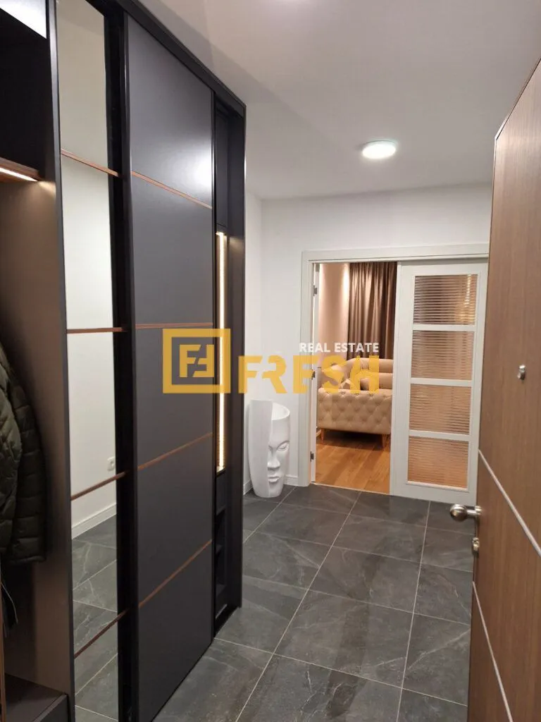 Rent, three bedroom apartment, 94m², City Kvart, Podgorica