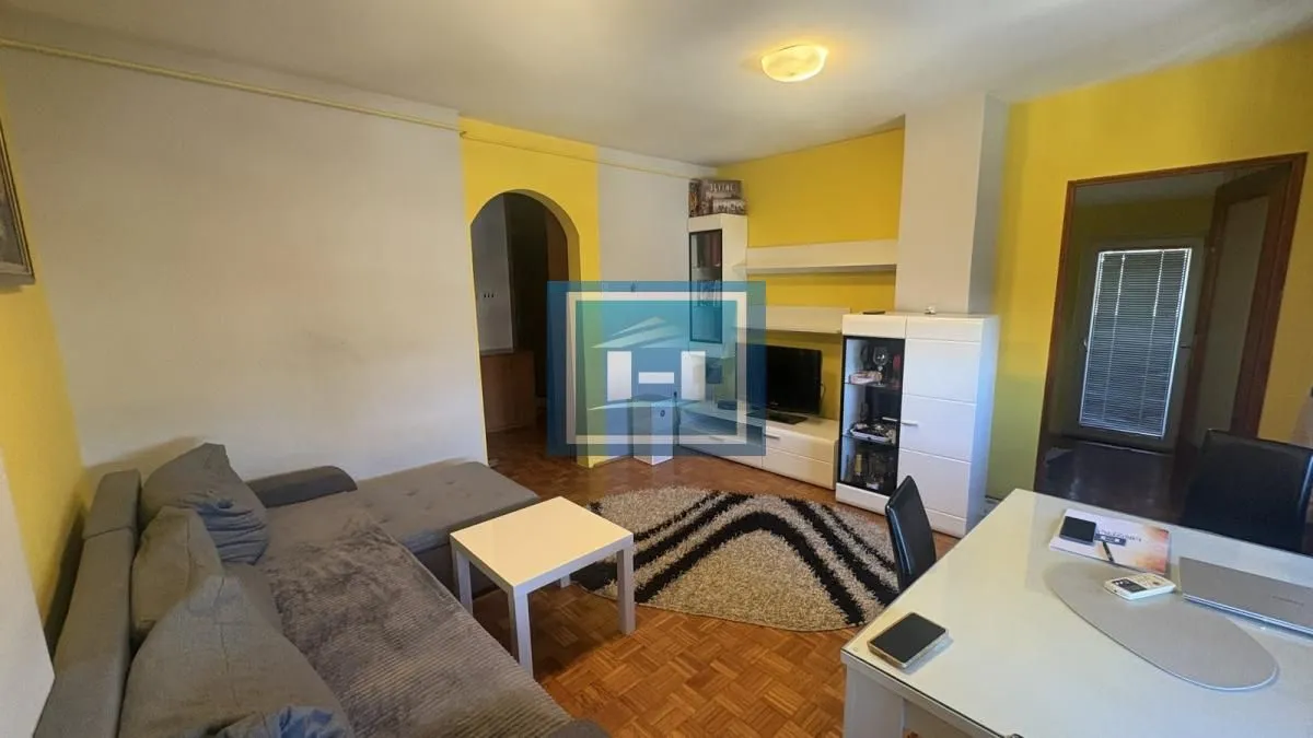 Prodaja, dvosoban stan, 60m², Centar, Jagodina