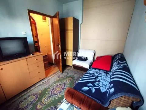 Sale, house, 272m², Gradnulica, Zrenjanin - image 13