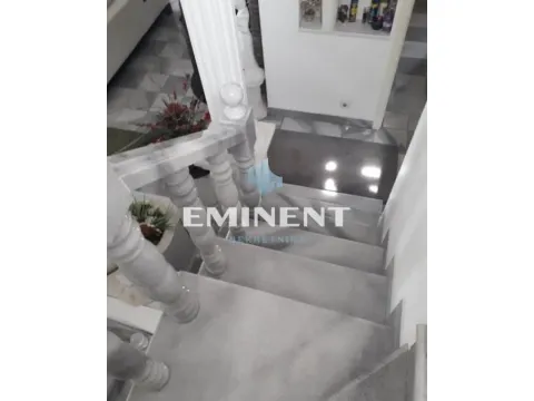 Prodaja, kuća, 322m², Grošnica, Kragujevac - image 8