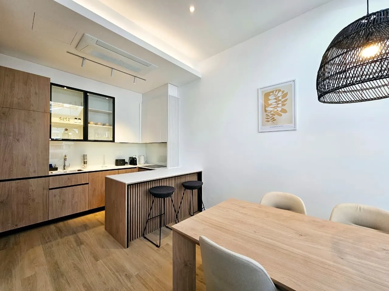 Rent, two bedroom apartment, 106m², Budva okolina, Budva
