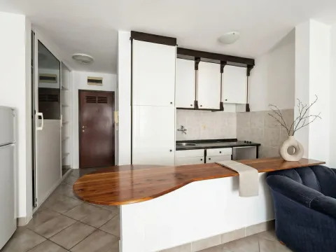 Sale, one bedroom apartment, 45m², Sveti Stefan, Budva - image 5