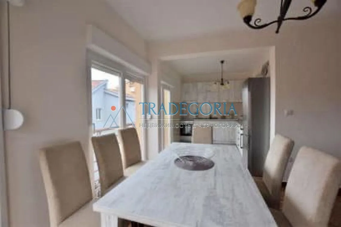 Prodaja, četvorosoban stan, 158m², Petrovac, Budva
