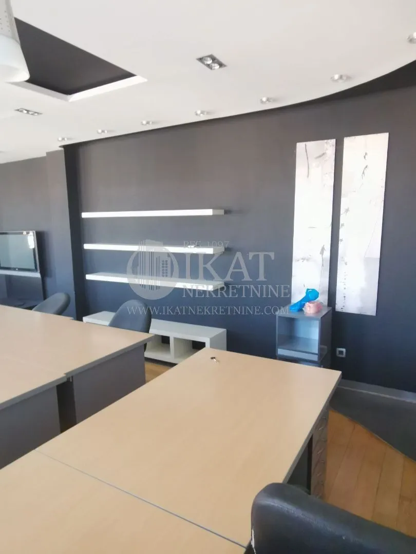 Rent, office space, 70m², Stari Grad, Beograd