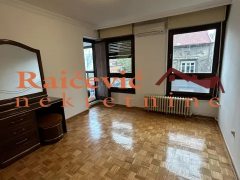Rent, three bedroom apartment, 115m², Kalenić Pijaca, Vračar Sve Podlokacije - image 7