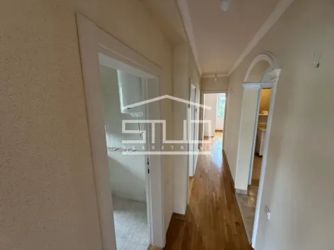 Sale, four bedroom apartment, 115m², Jajinci, Voždovac Sve Podlokacije - image 8