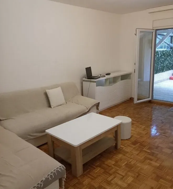 Prodaja, četvorosoban stan, 84m², Novi Beograd Sve Podlokacije, Beograd