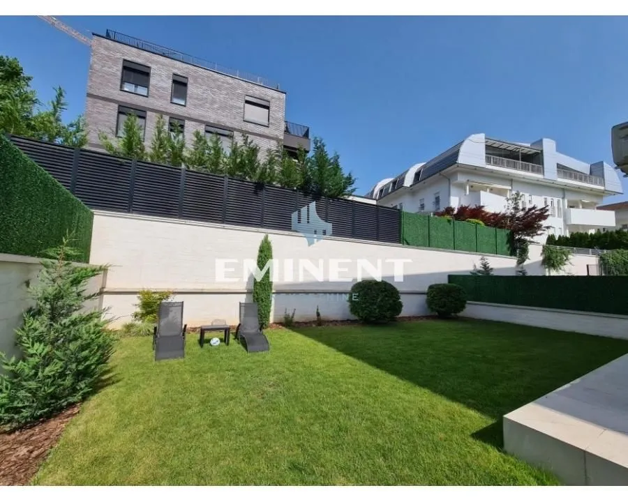 Sale, apartment, 220m², Savski Venac, Beograd