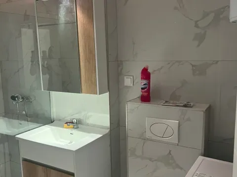 Rent, two bedroom apartment, 76m², Central Point, Podgorica - image 10