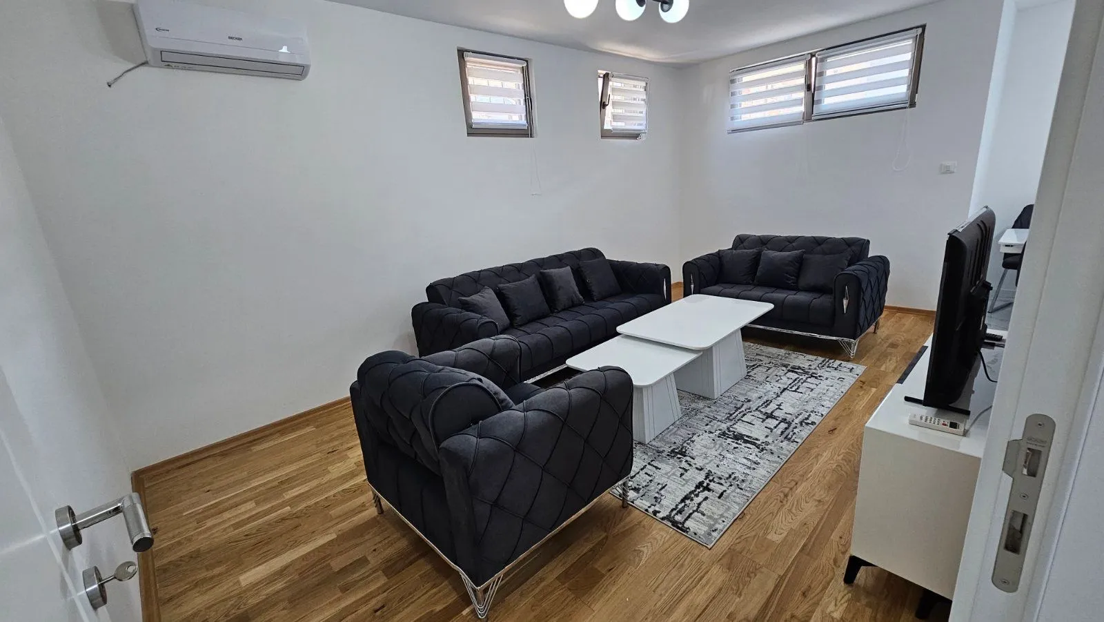 Izdavanje, jednosoban stan, 45m², Zabjelo, Podgorica