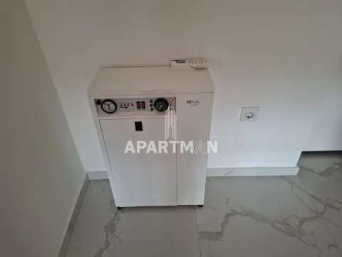 Izdavanje, poslovni prostor, 46m², Ledine, Beograd - image 13